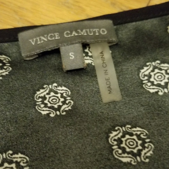 🔖Silky VINCE CAMUTO TANK TOP - Picture 3 of 7